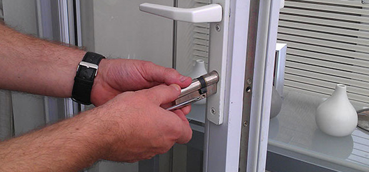 Commercial Door Lock Repair in Rialto